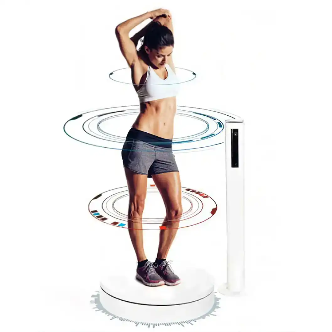 person demonstrating use of Styku 3Dc